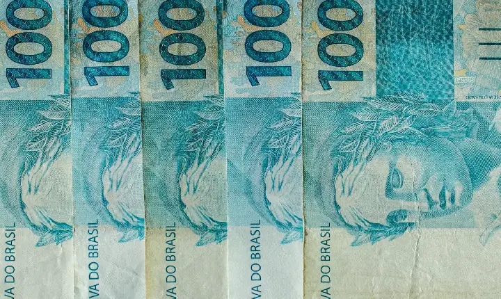 Caixa paga Bolsa Família de julho a beneficiários com NIS de final 4