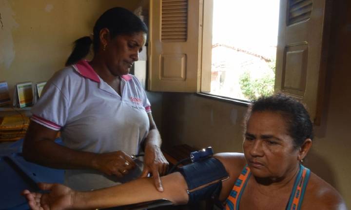 CCJ do Senado aprova aposentadoria especial para agentes de saúde
