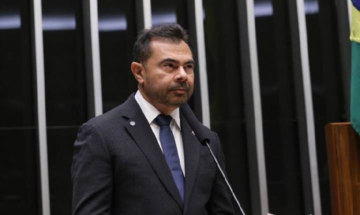 Comissão debate estratégias de escolas públicas do Ceará para ampliar acesso ao ensino superior