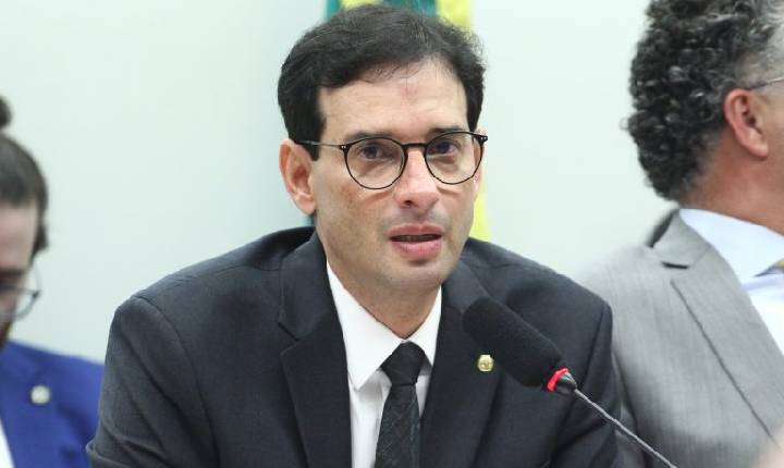Comissão especial pode votar parecer sobre o fim da escala 6x1 nesta quarta-feira