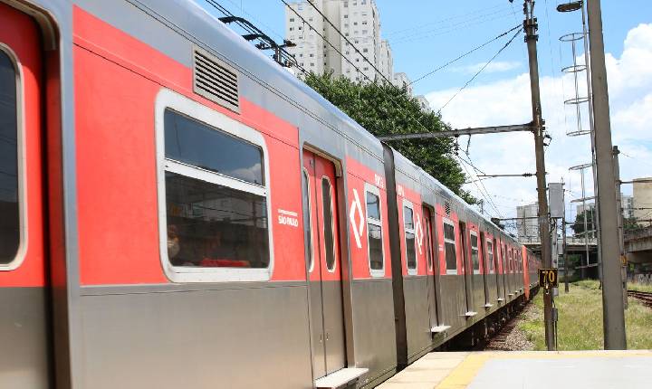 CPTM assumirá operação de linhas que falharam e causaram caos em SP