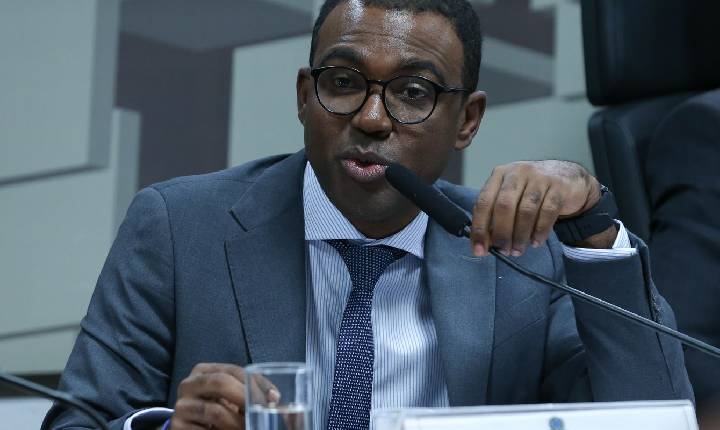 Diretor do BC diz à PF que Master tinha só R$ 4 milhões em caixa 