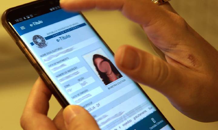 Eleitor tem um mês para regularizar pendências e ficar apto a votar