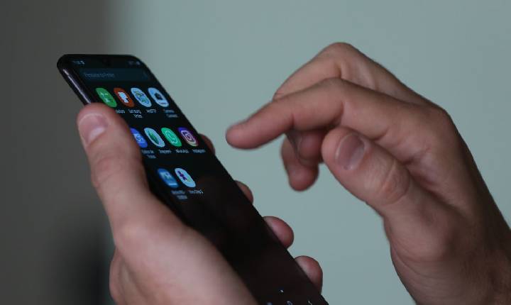 INSS alerta para golpe com aplicativo falso de reembolso