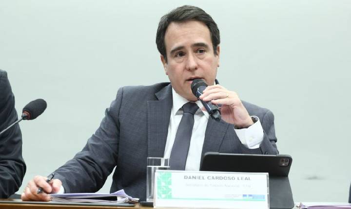 Secretário do Tesouro Nacional destaca crescimento econômico do país após a pandemia