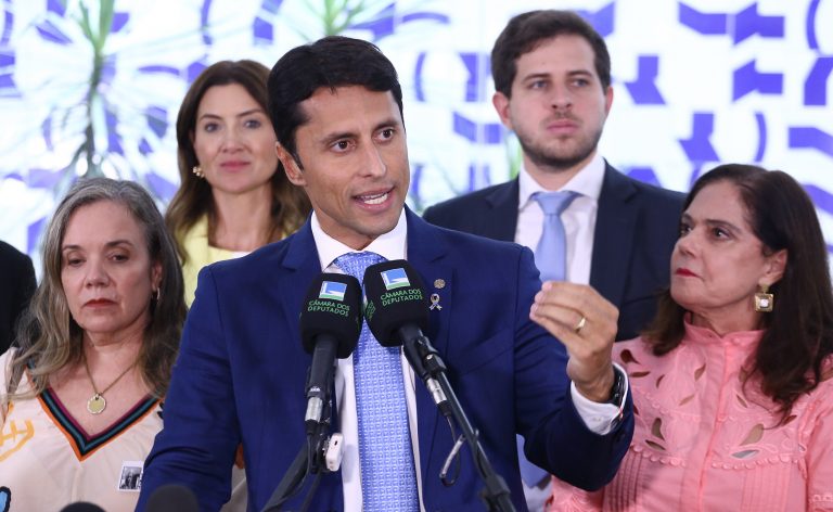 Comissão apresenta proposta que cria o Código Brasileiro de Inclusão reunindo leis sobre pessoas com deficiência