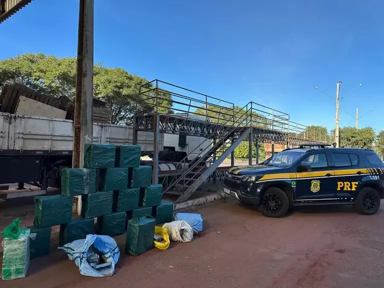 PRF intercepta 676 quilos de cocaína na BR 262, em Miranda