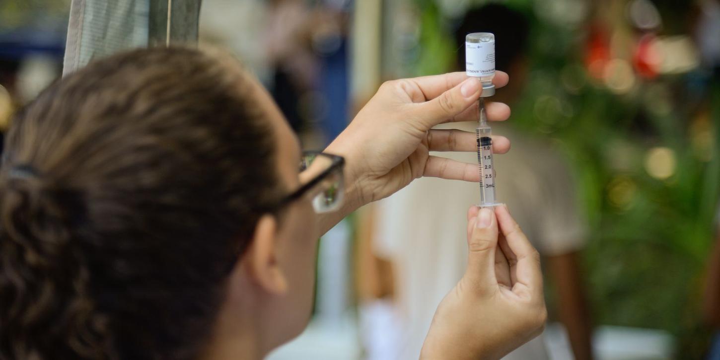 Vacinação contra gripe é ampliada para toda população a partir de 6 meses em MS