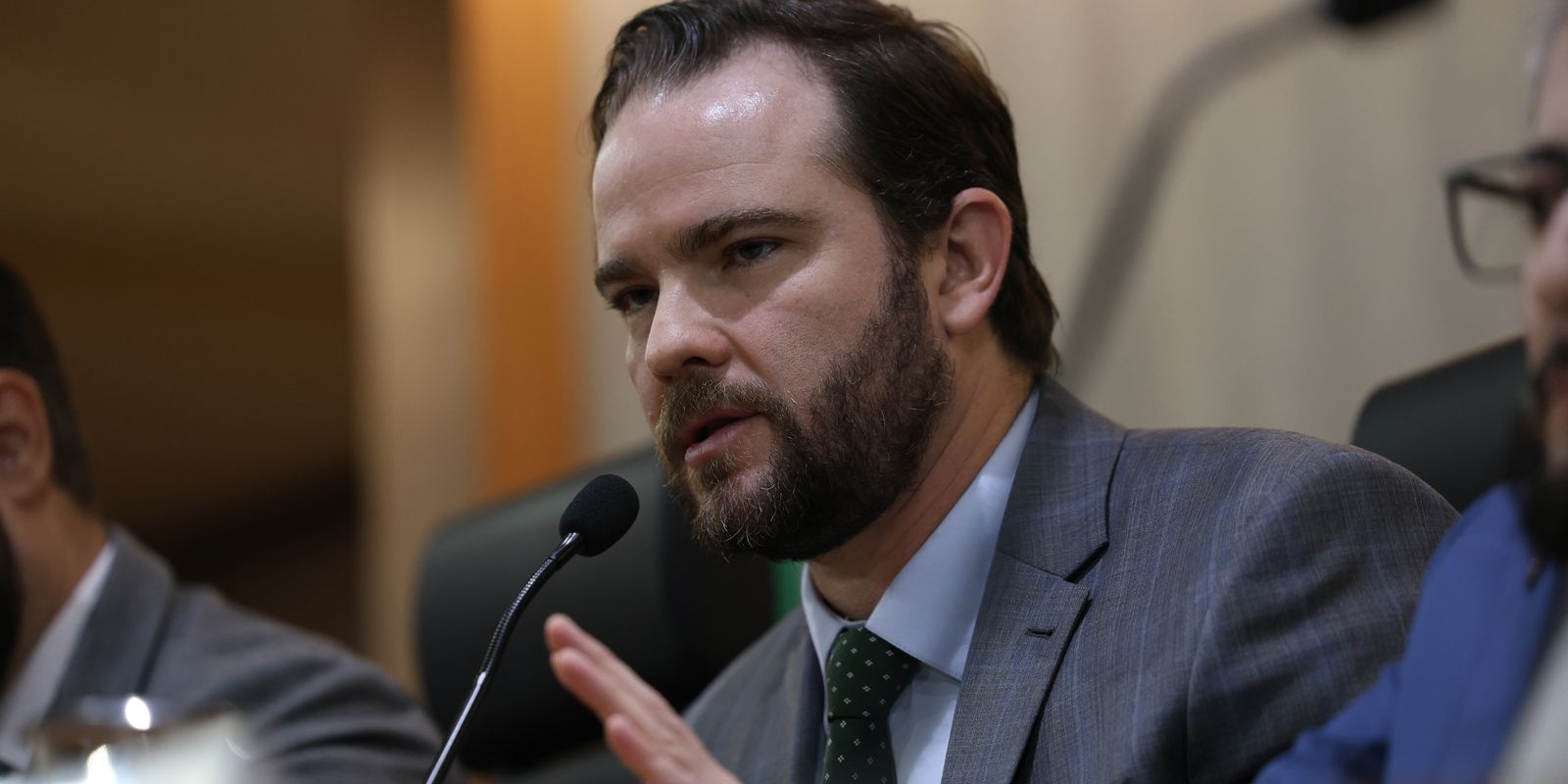 Durigan pretende mediar negociação do Rio com BNDES e Banco do Brasil